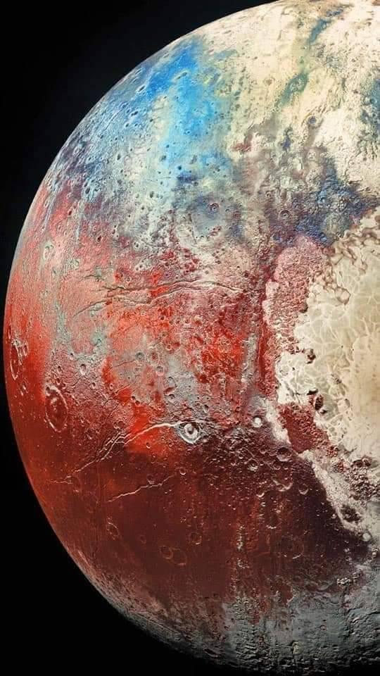 pluto photos from voyager